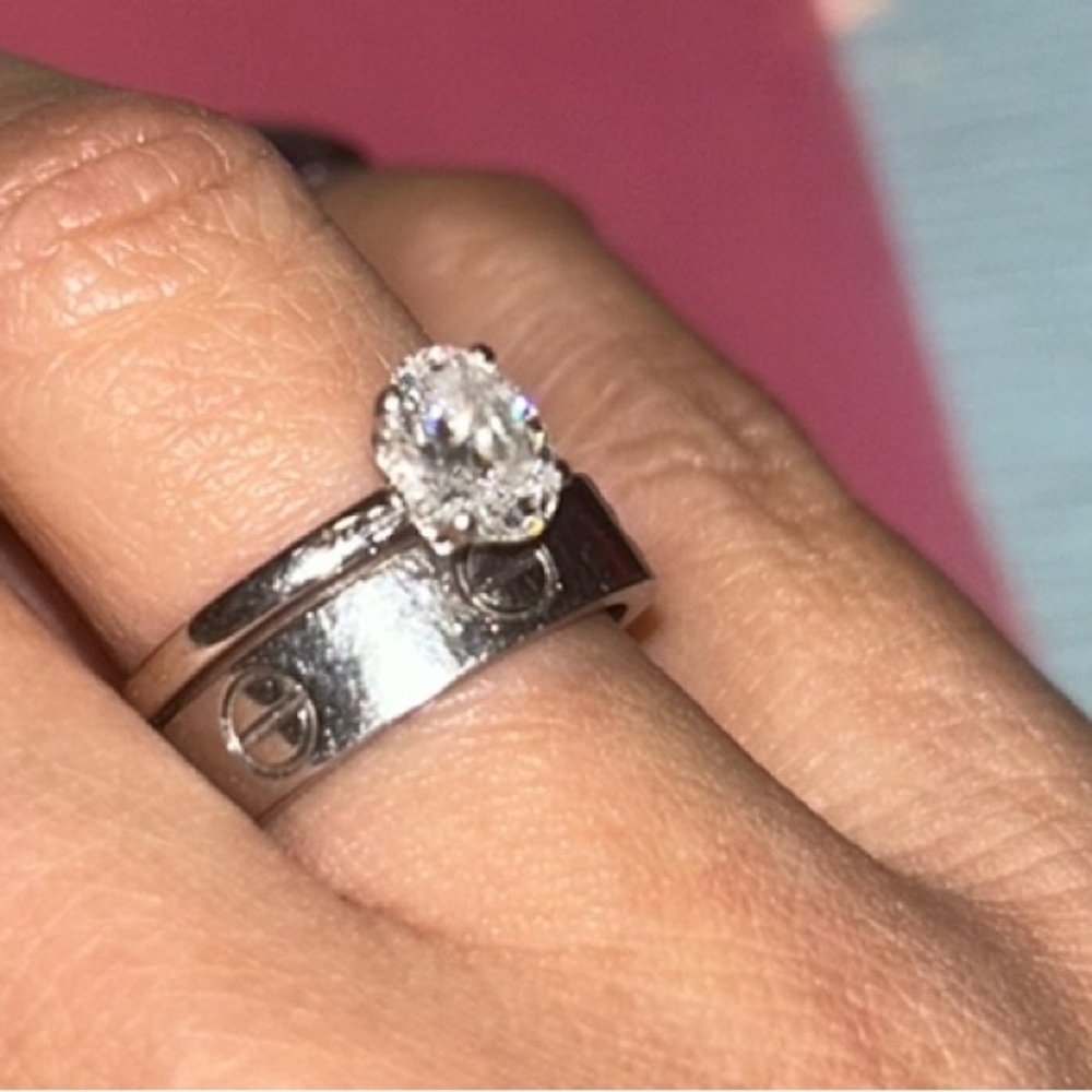 14K IGI certified White Gold Diamond Ring lab grown .70 carats main stone - Picture 5 of 7
